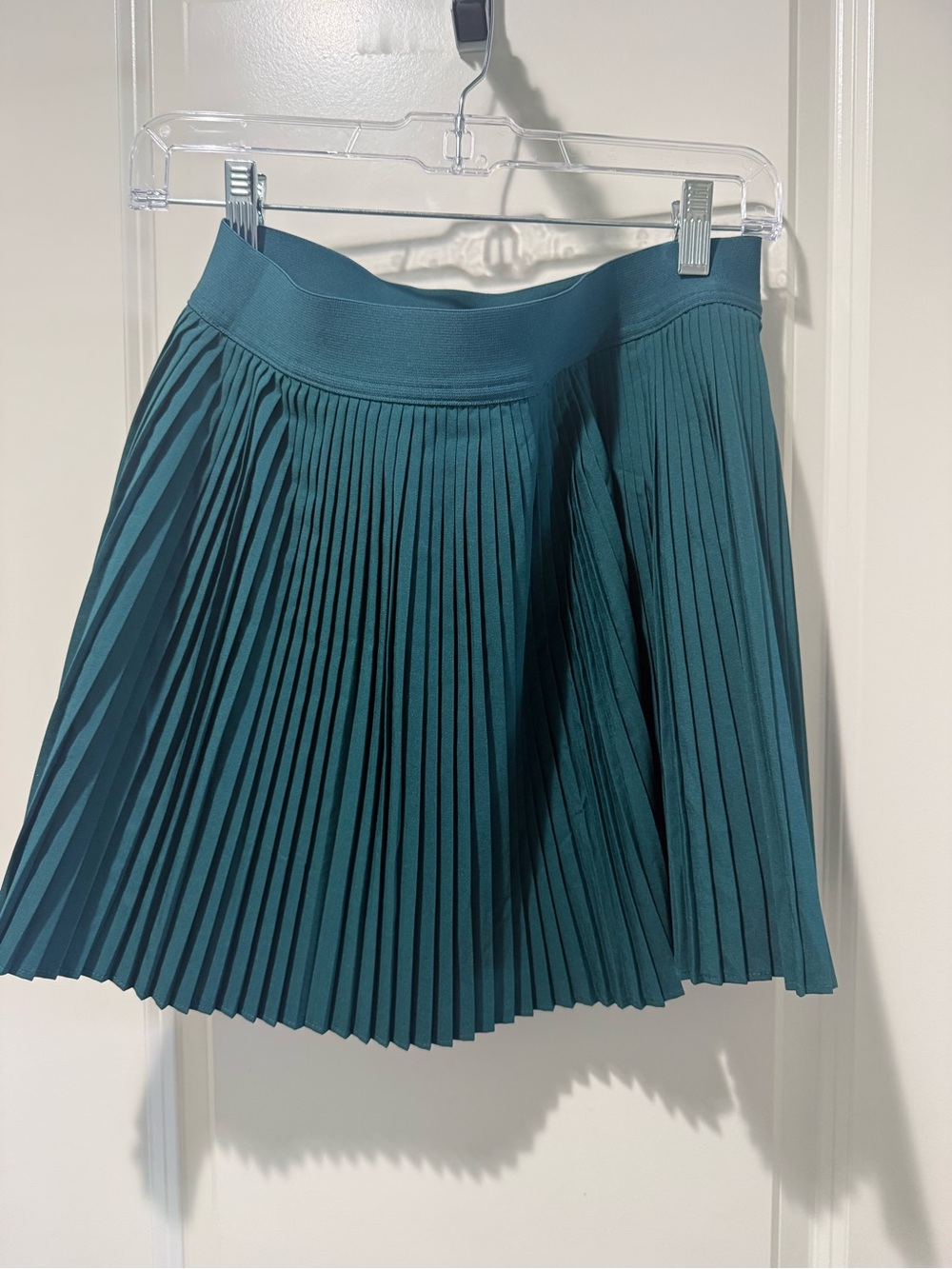 Old Navy Pleated A-Line Skirt tennis skirt in Teal Jet Stream